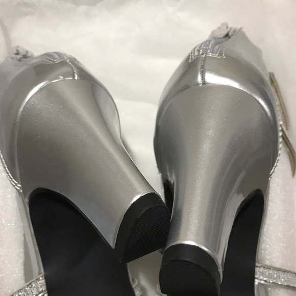 Silver Glitter heels - Picture 8 of 12